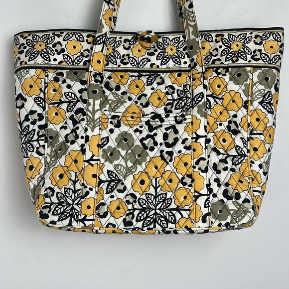 Vera Bradley Go Wild Over Multi-Color Quilted Retired Pattern Laptop Tote Bag - Picture 2 of 11